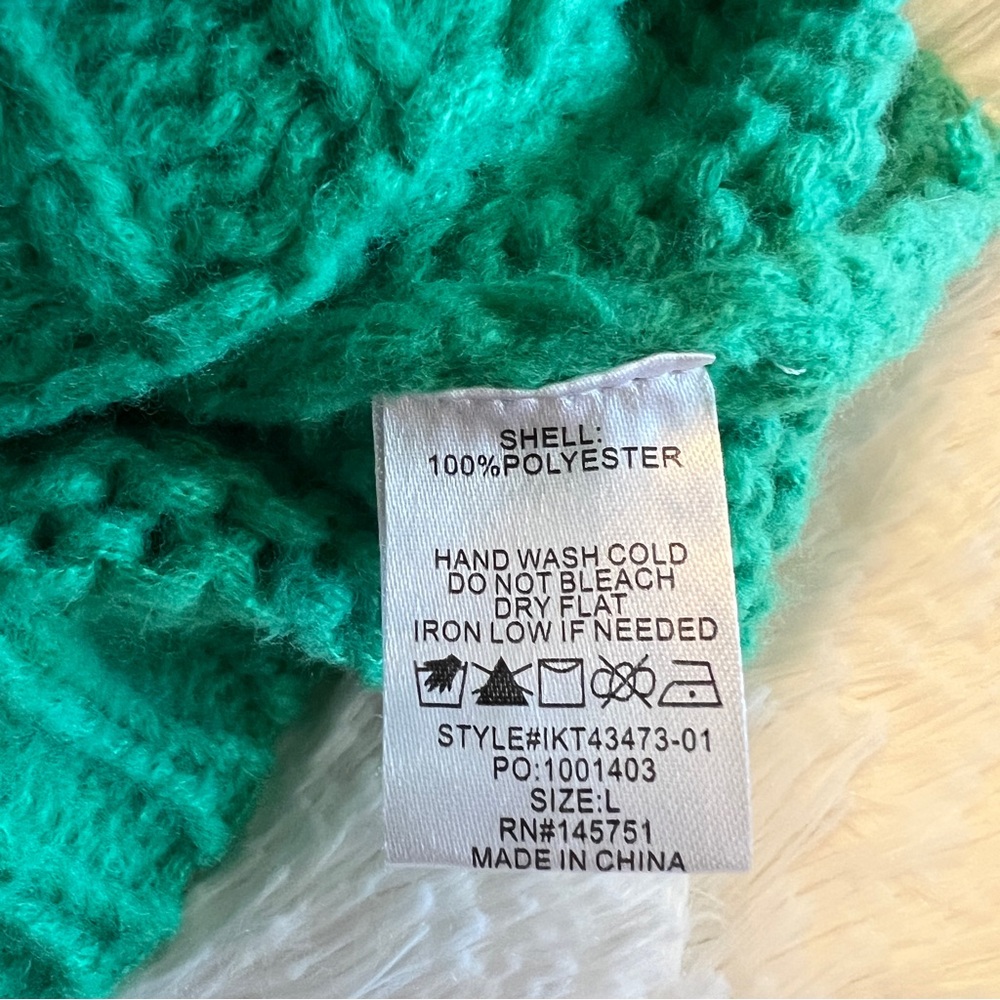 Pink Lily Vibrant Green Crew Neck Knit Sweater - Large - Picture 6 of 6